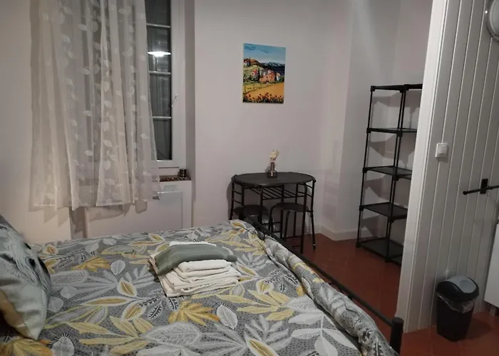 D'hotes De Lamy 3 Bed & Breakfast Pierrerue (Herault)